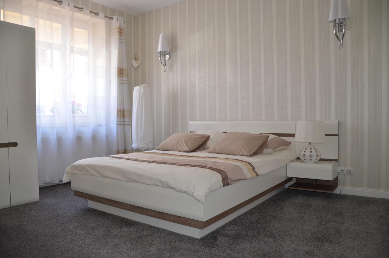 אוסטקה Apartamenty Boutique חדר תמונה