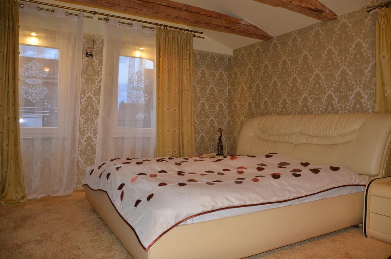 אוסטקה Apartamenty Boutique מראה חיצוני תמונה